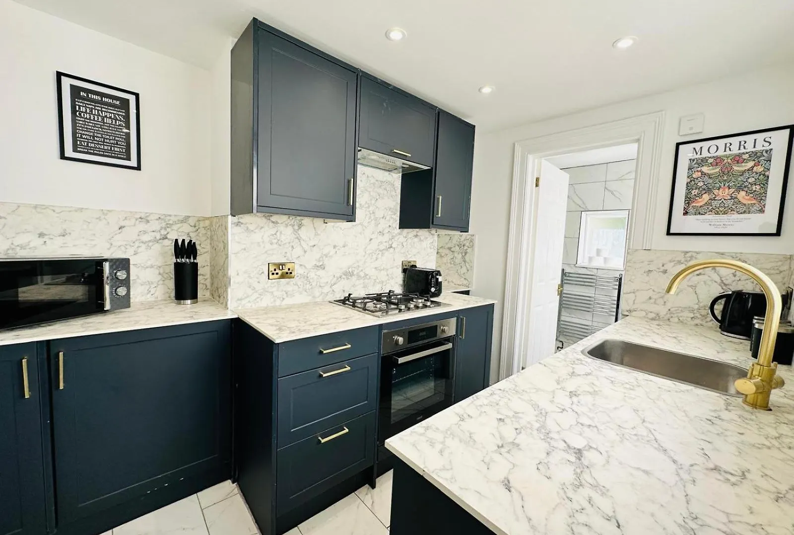 Garden Hideaway 1-Bedroom Brighton 0*,  United Kingdom